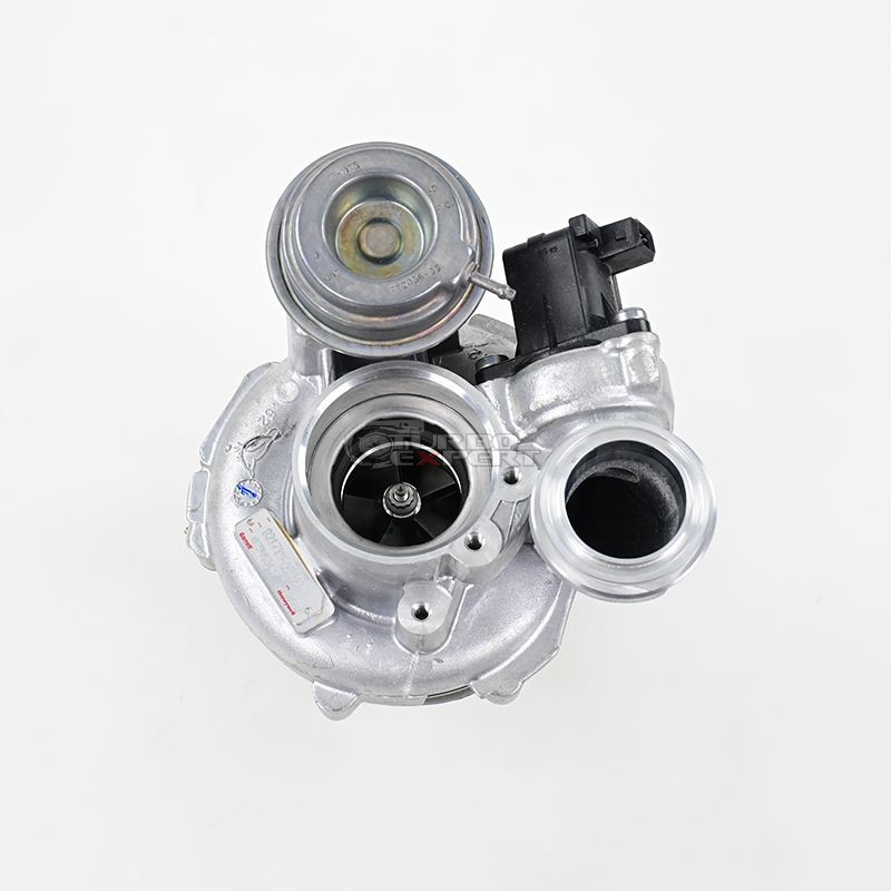 Nové Originální Turbodmychadlo pro BMW 550i F07 F10 F11 650i F12 F13 750i F01 F02 F03 F04 X5 50i E70 X6 50i  4.4l 408PS-485PS